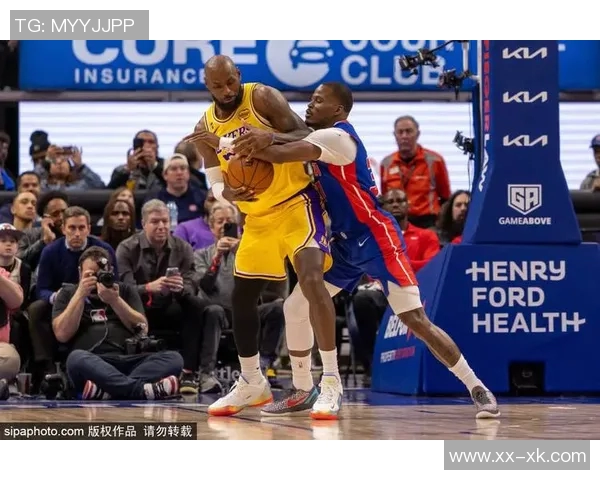 浓眉回归鹈鹕主场遭嘘声不断球迷情绪为何如此激烈解析